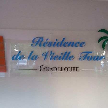 Studio En Bord De Mer - Residence La Vieille Tour Ле-Гозье Экстерьер фото